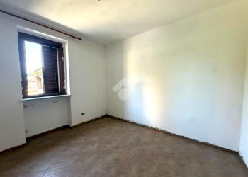 Three-room apartment Via Cavour, Borgolavezzaro - photo 11