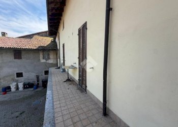 Three-room apartment Via Cavour, Borgolavezzaro - photo 22
