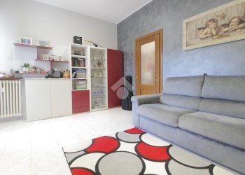 Three-room apartment Via Lampugnani, Cerro Maggiore - photo 3