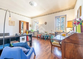 Apartment Strada Massimo D'Azeglio, Parma (neighborhood Oltretorrente) - photo 5
