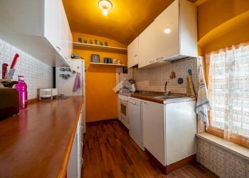 Apartment Strada Massimo D'Azeglio, Parma (neighborhood Oltretorrente) - photo 11