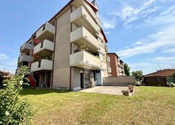 Two-room apartment Via della Pazienza, Abbiategrasso - photo 1