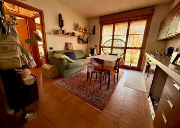 Two-room apartment Via della Pazienza, Abbiategrasso - photo 2