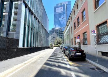 Trilocale Via federico confalonieri, Milano (zona Isola) - foto 31