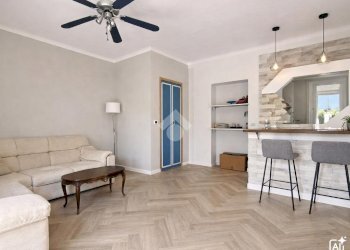 Three-room apartment Via Carlo Alberto, Alessandria - photo 1