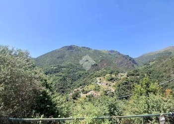 Bilocale Via Giuseppe Gazzino, Genova (zona Fiorino) - foto 2