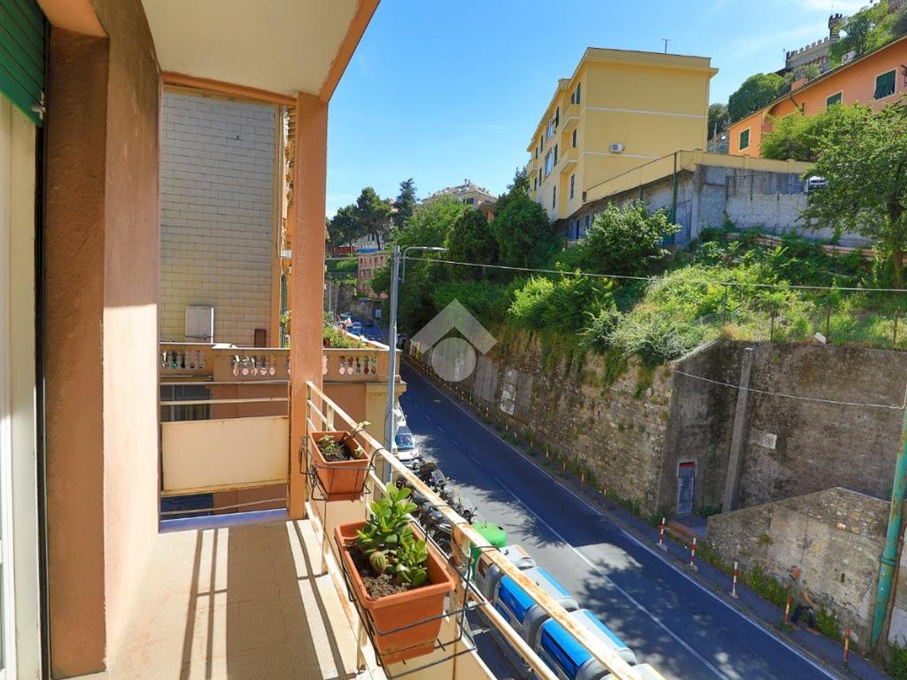 Appartamento Via Montaldo, Genova (zona Marassi) - foto 1