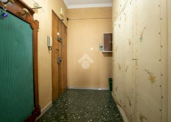 Appartamento Via Montaldo, Genova (zona Marassi) - foto 2