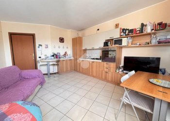 Two-room apartment Via volta, Rho - photo 3
