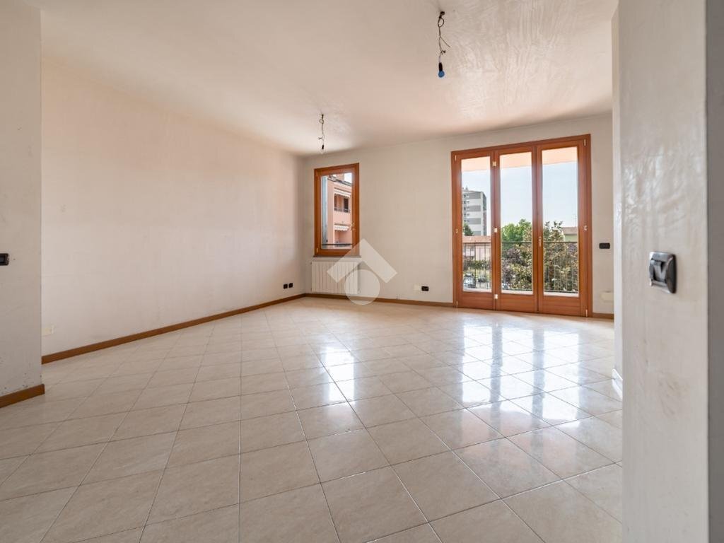 Three-room apartment Piazza Giovanni Falcone e Paolo Borsellino, Paderno Dugnano - photo 3