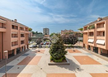 Three-room apartment Piazza Giovanni Falcone e Paolo Borsellino, Paderno Dugnano - photo 7