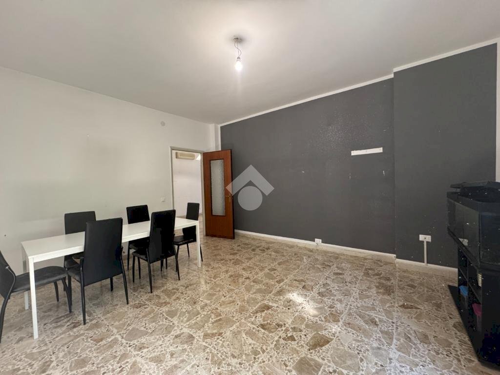 Four-room apartment Viale A. Gramsci, Modena (neighborhood Sacca) - photo 1