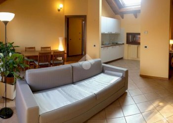 Two-room apartment Via Salvatore Quasimodo, Peschiera Borromeo - photo 3