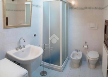 Two-room apartment Via Salvatore Quasimodo, Peschiera Borromeo - photo 8