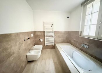 Two-room apartment Via XX Settembre, Legnano - photo 24