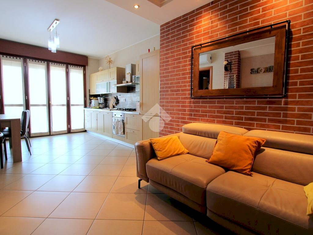 Three-room apartment Via Santa Maria, Bareggio - photo 2