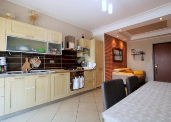 Three-room apartment Via Santa Maria, Bareggio - photo 3
