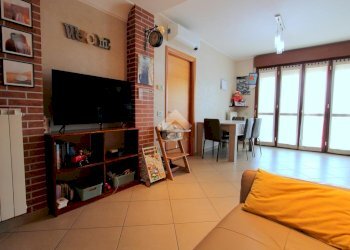 Three-room apartment Via Santa Maria, Bareggio - photo 5