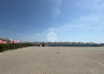 Three-room apartment Viale Giosuè Carducci, Cesenatico - photo 19