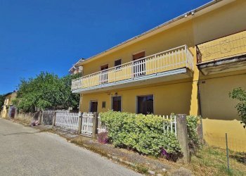 Foto 4 - Independent house Via della costituente
 
13, Vallata - photo 4