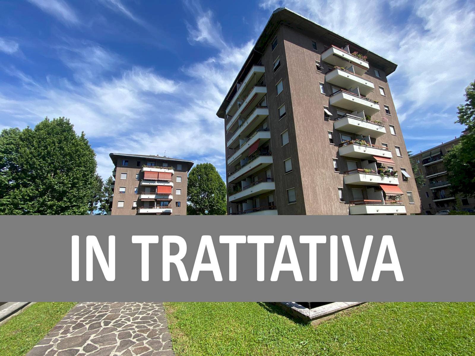 Foto 1 - Quadrilocale Via Bosisio
 
2, Monza - foto 1