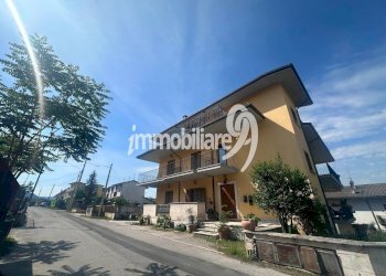 Foto 1 - Four-room apartment via amicis
 
136, Pizzoli - photo 1