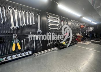 Foto 1 - Capannone via rocco carabba
25, L'Aquila - foto 1