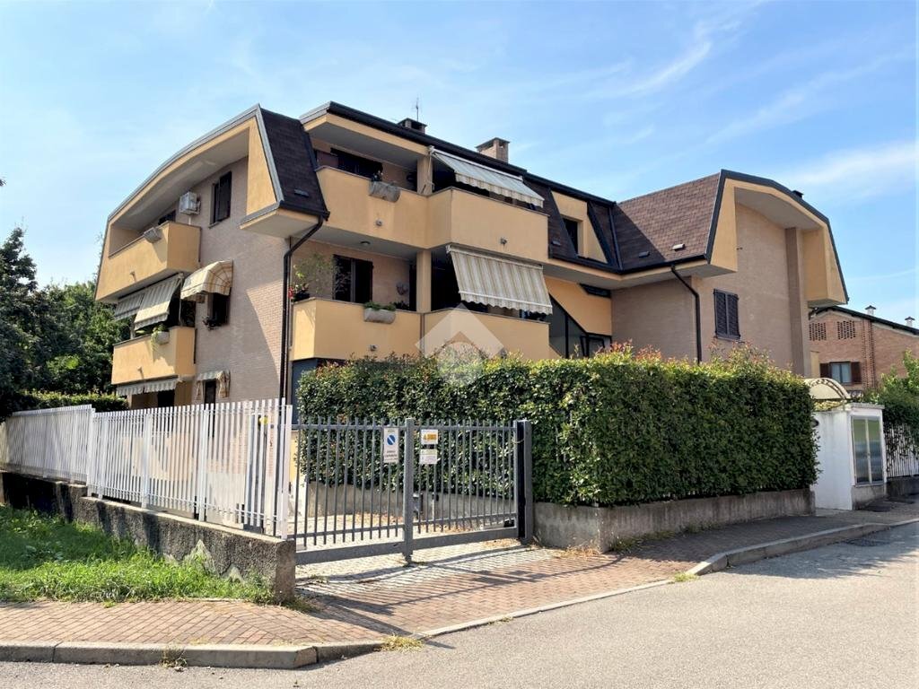 Bilocale Via F. Parri, Solaro - foto 1