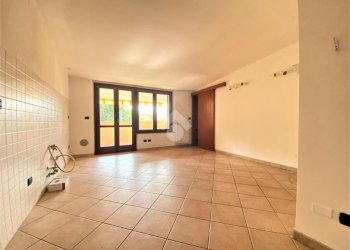 Appartamento Via F. Parri, Solaro - foto 2