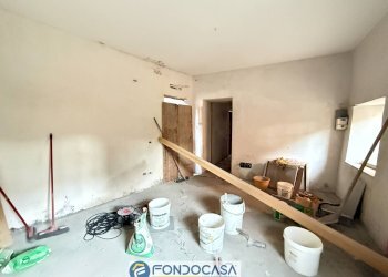Vista camera da letto - Three-room apartment Ospitaletto - photo 6