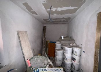 Stanza accessoria/studio/cucina - Three-room apartment Ospitaletto - photo 9