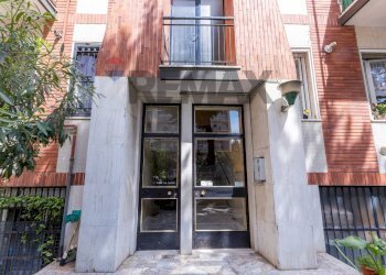 Edificio all\'aperto - Bilocale Via Aldini 16
 
16, Milano - foto 3