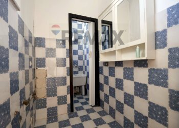 Bagno - Three-room apartment Via Giuseppe Garibaldi
 
16, Capurso - photo 13