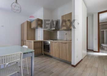 Cucina - Three-room apartment VIA DANDOLO
5, Varese - photo 6