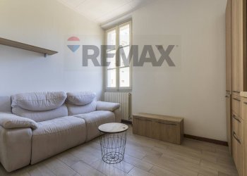 Soggiorno - Three-room apartment VIA DANDOLO
5, Varese - photo 11