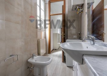 Bagno - Three-room apartment VIA DANDOLO
5, Varese - photo 14