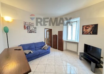 Soggiorno - Three-room apartment Piazza San Nicone
 
7, Barasso - photo 7
