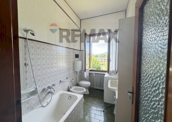 Bagno - Trilocale via maggiore
 
6, Varese - foto 7
