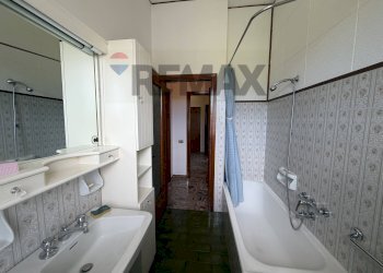 Bagno - Trilocale via maggiore
 
6, Varese - foto 9
