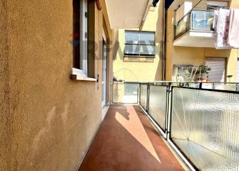 Balcone - Two-room apartment via IV novembre
 
533, Cavaria con Premezzo - photo 7