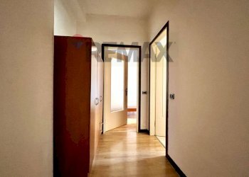 Hall / corridoio - Two-room apartment via IV novembre
 
533, Cavaria con Premezzo - photo 10