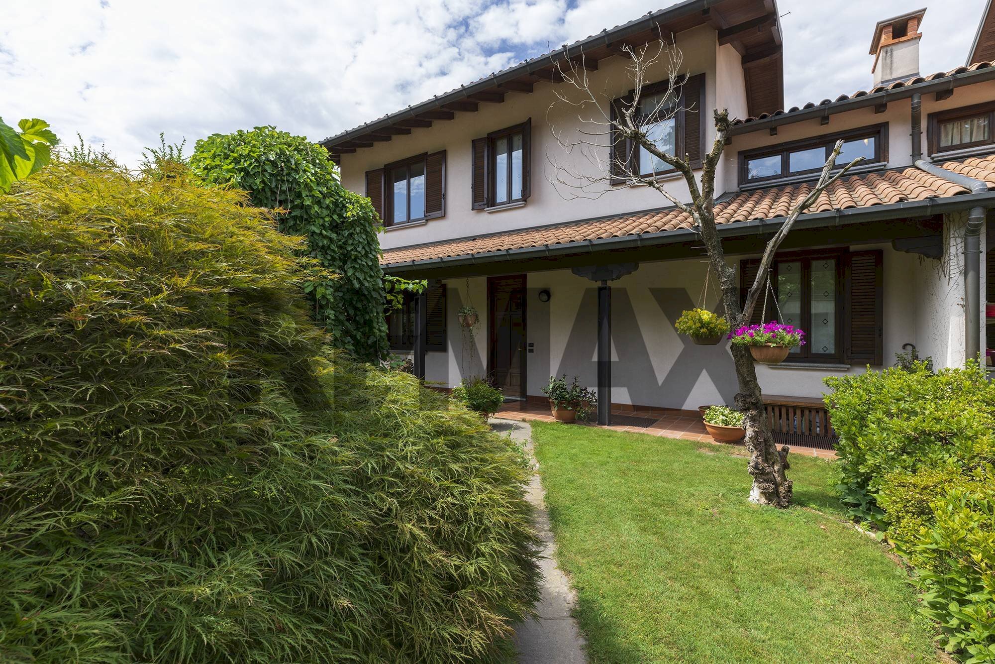 Casa all\'aperto - Semi-detached house via Cavour
40, Buguggiate - photo 3