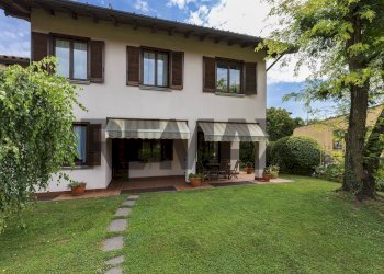 Casa all\'aperto - Semi-detached house via Cavour
 
40, Buguggiate - photo 1
