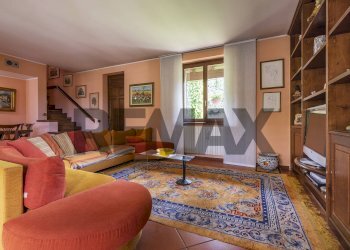 Soggiorno - Semi-detached house via Cavour
 
40, Buguggiate - photo 8