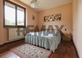 Camera / camera da letto - Semi-detached house via Cavour
 
40, Buguggiate - photo 20