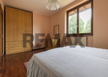 Camera / camera da letto - Semi-detached house via Cavour
 
40, Buguggiate - photo 21