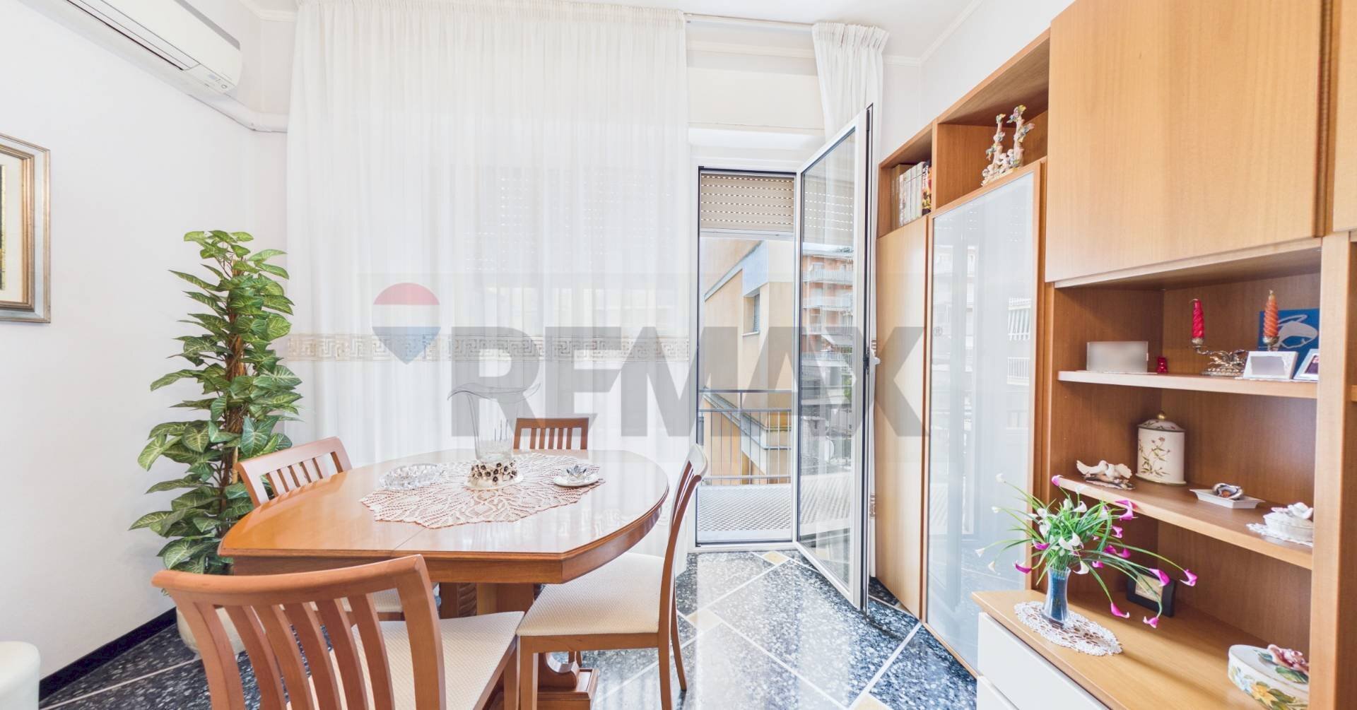 Sala da pranzo - Two-room apartment Via Mameli
 
198, Rapallo - photo 1
