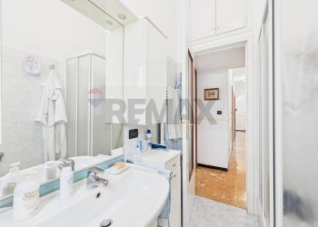 Bagno - Two-room apartment Via Mameli
 
198, Rapallo - photo 12