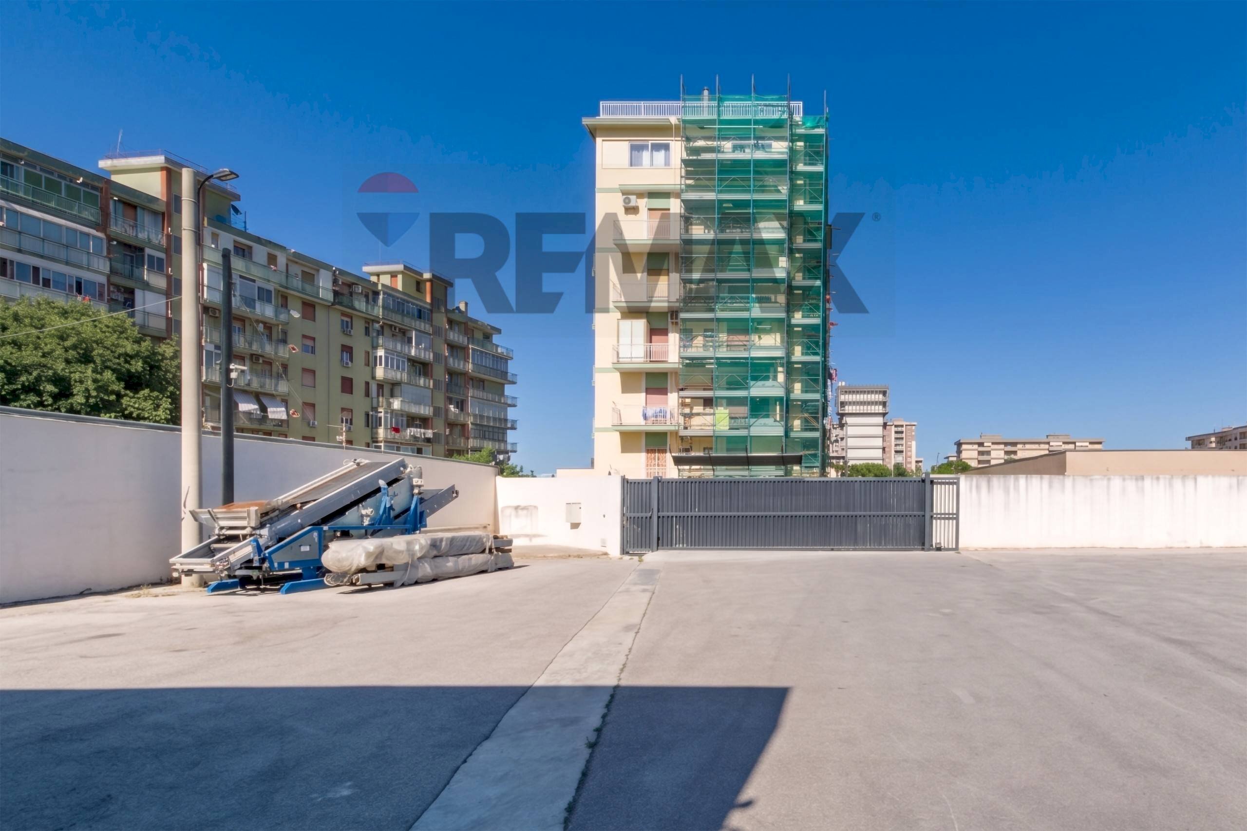 Edificio all\'aperto - Capannone Via Termini Imerese
 
20, Palermo - foto 1