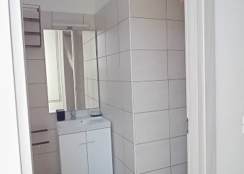 Bagno - Three-room apartment Via Francesco Francaviglia
 
13-13/A, Motta Sant'Anastasia - photo 11